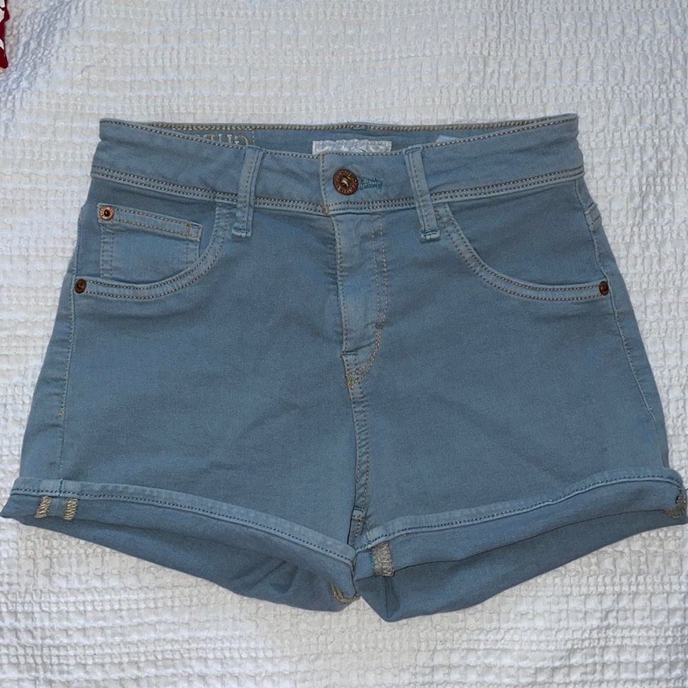 Guess denim vintage high waisted shorts
